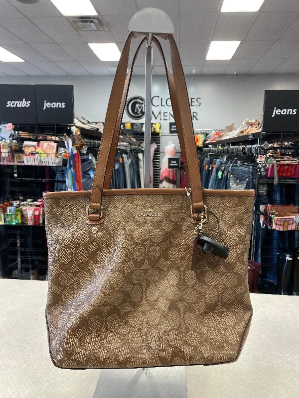 Handbag Designer Coach, Size Medium