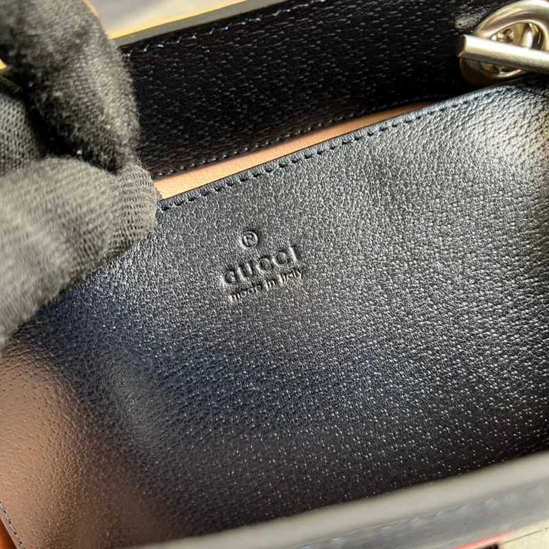 Gucci Bags - 574