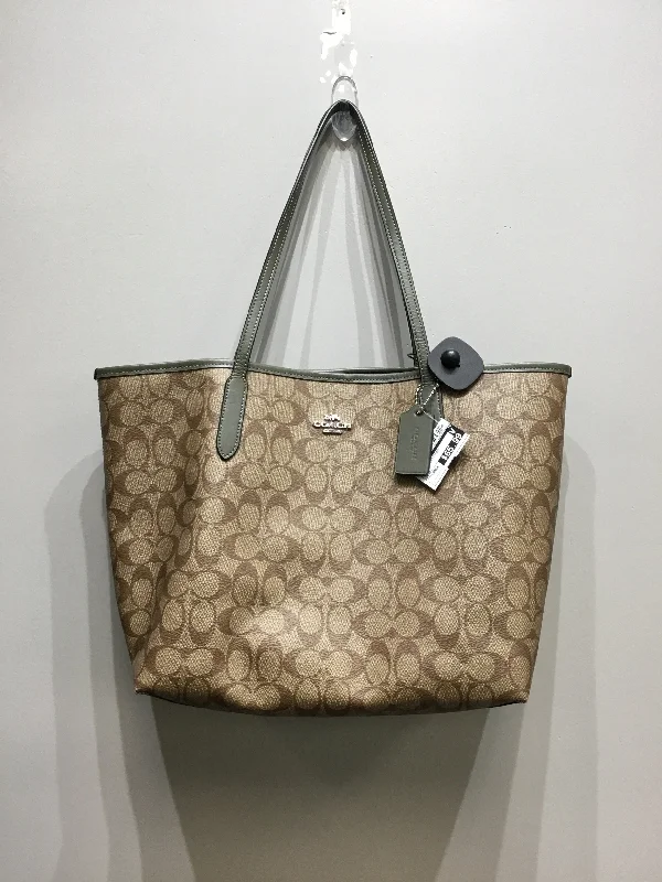 Handbag Designer By Coach  Size: Large