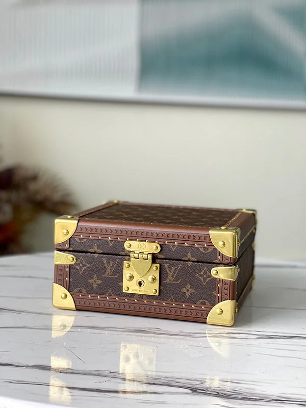 BC - LOUIS VUITTON BAGS - 1802